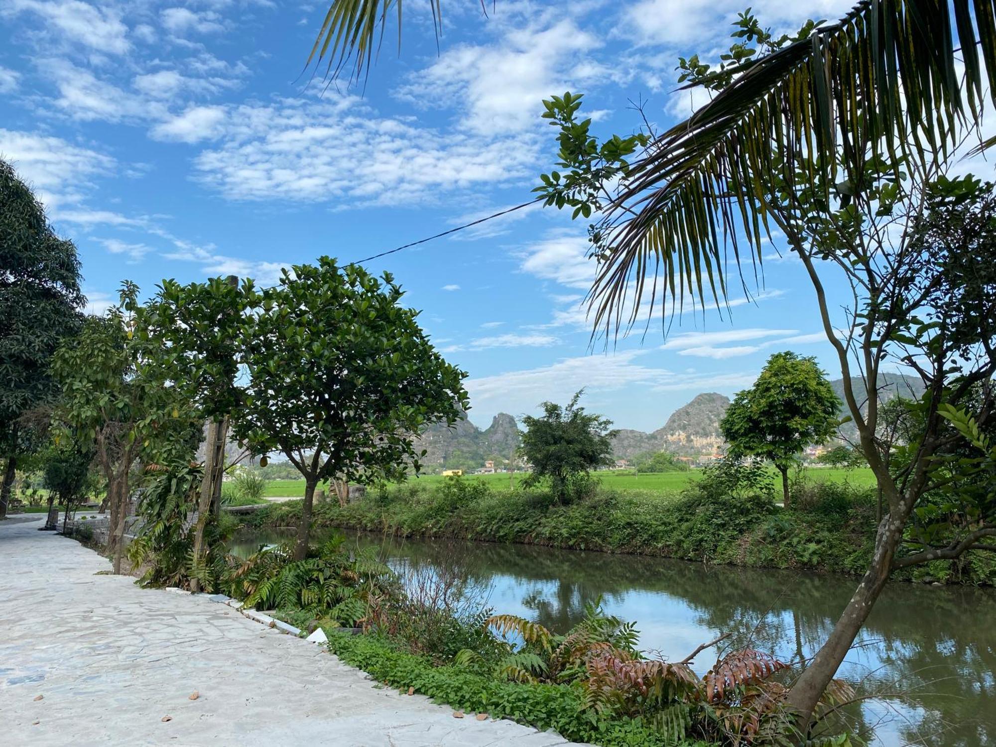 Tam Coc Moutainside Деревянный коттедж
